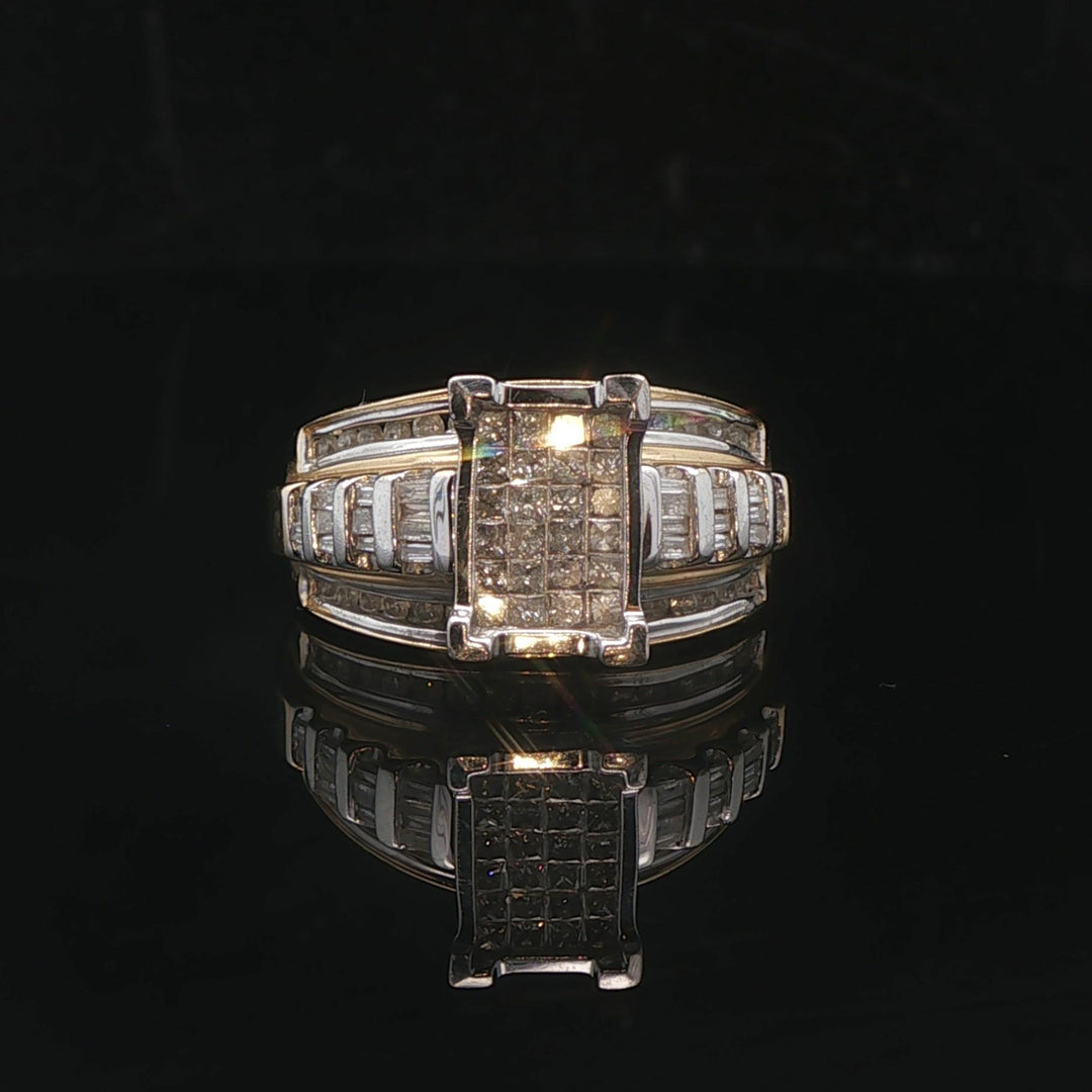14k Yellow and White Gold 1cttw Diamond Cluster Ring Size 7