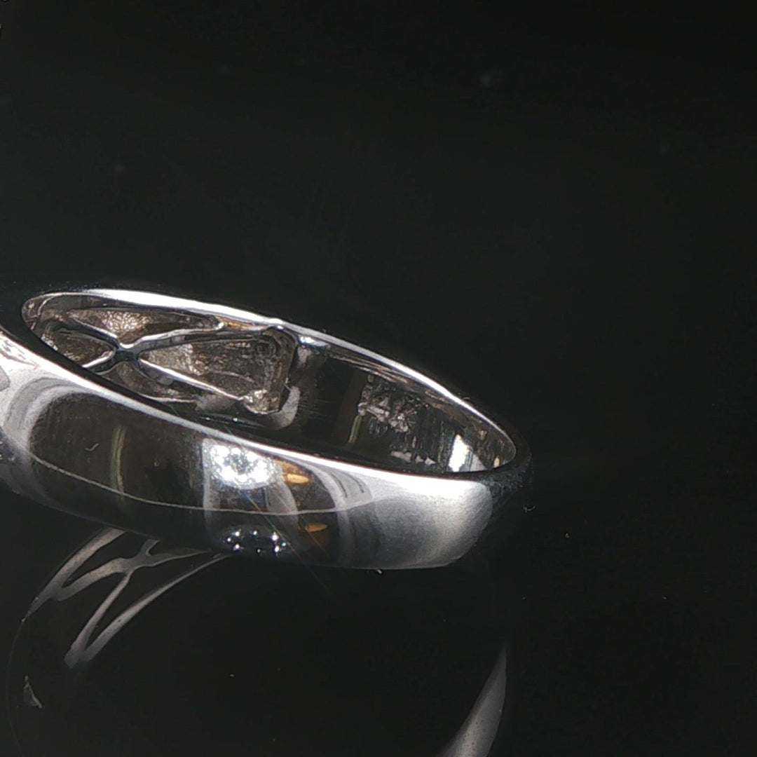 Effy 14k White Gold Blue Sapphire and Diamond Floral Spinner Ring Size 8