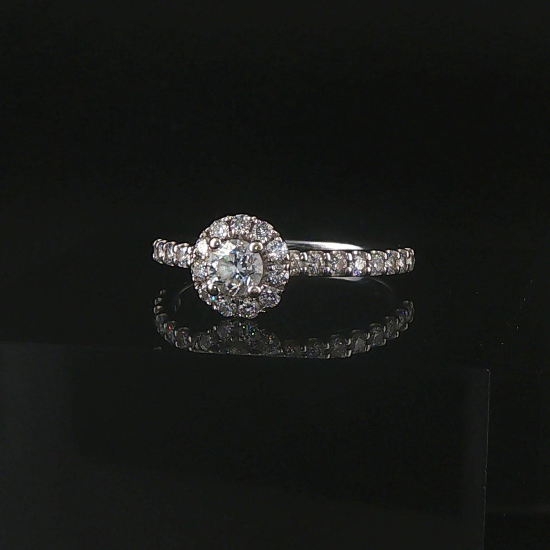 14k White Gold and 0.50cttw Diamond Halo Ring Size 7