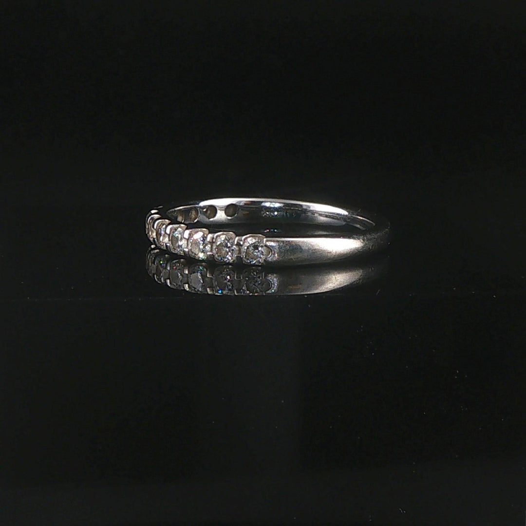14k White Gold and 0.50cttw Diamond Half Eternity Band Ring Size 7