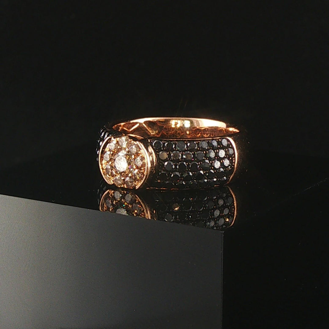 18k Rose Gold 0.88cttw Black and Brown Diamond Band Ring Size 6