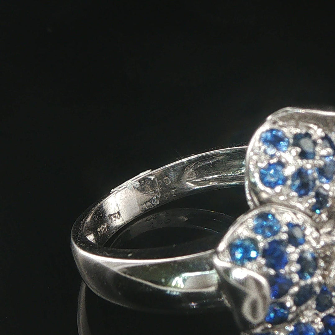 18k White Gold Blue Sapphire and Diamond Floral Ring Size 6
