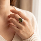 14k White Gold and Peridot Greek Key Design Ring Size 4.75