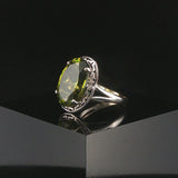 14k White Gold and Peridot Greek Key Design Ring Size 4.75