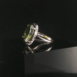 14k White Gold and Peridot Greek Key Design Ring Size 4.75