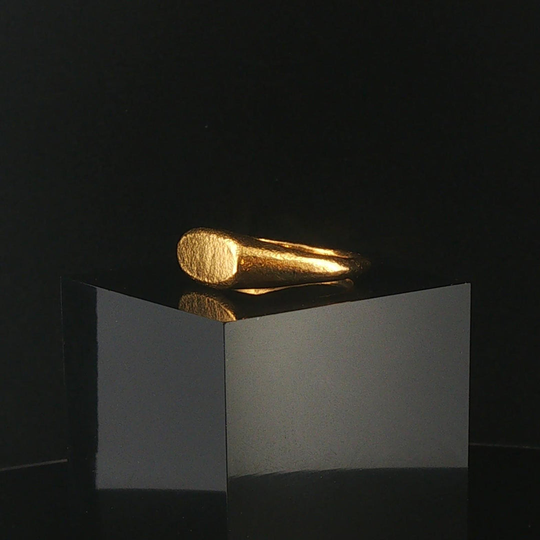24k Pure Yellow Gold 17.5g Solid Heavy Signet Ring Size 8.5