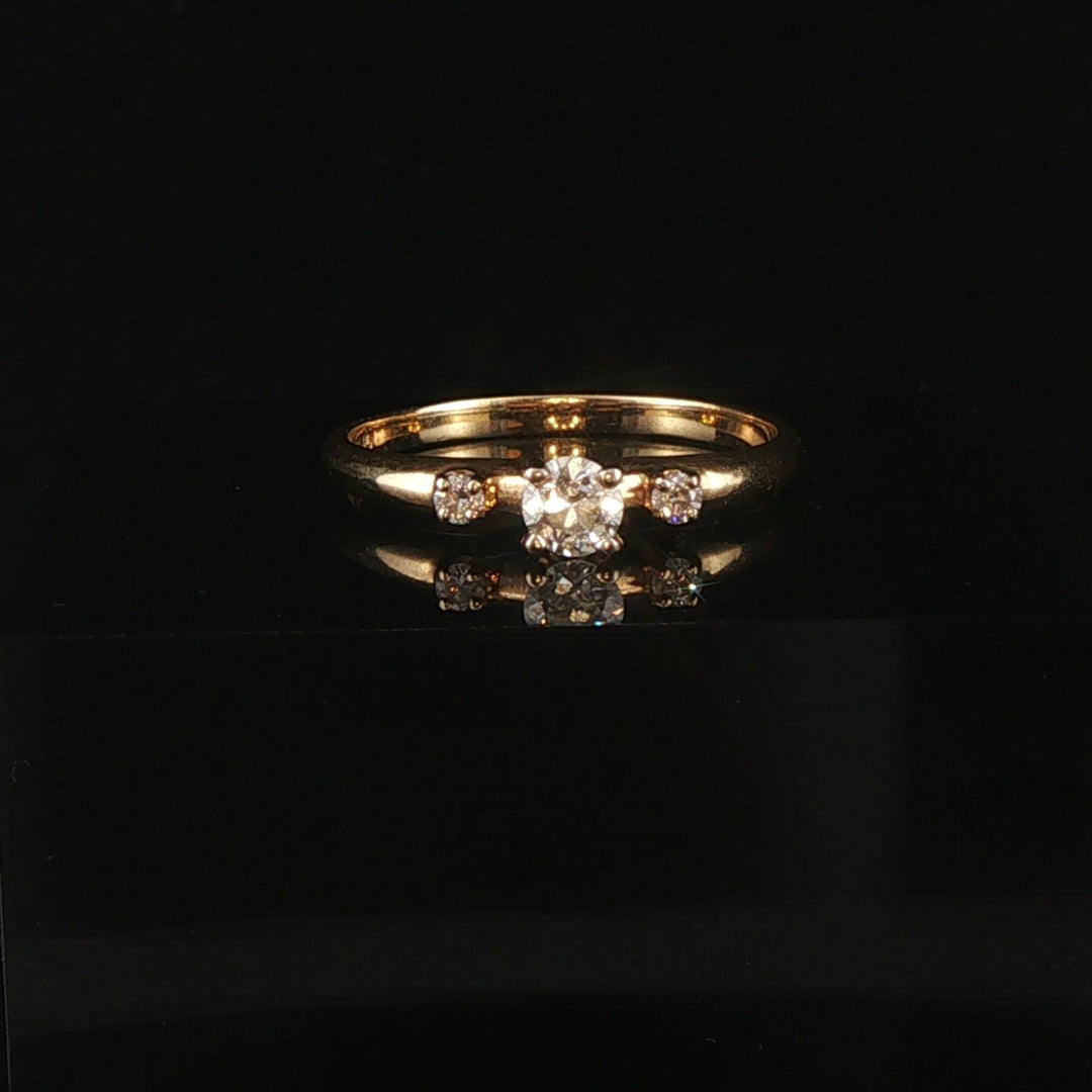 14k Yellow Gold and 0.31cttw Three Diamond Ring Size 7.5