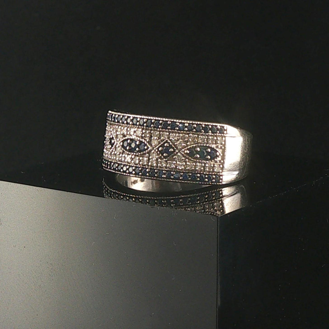 14k White Gold Blue Sapphire and Diamond Vintage Band Ring Size 8