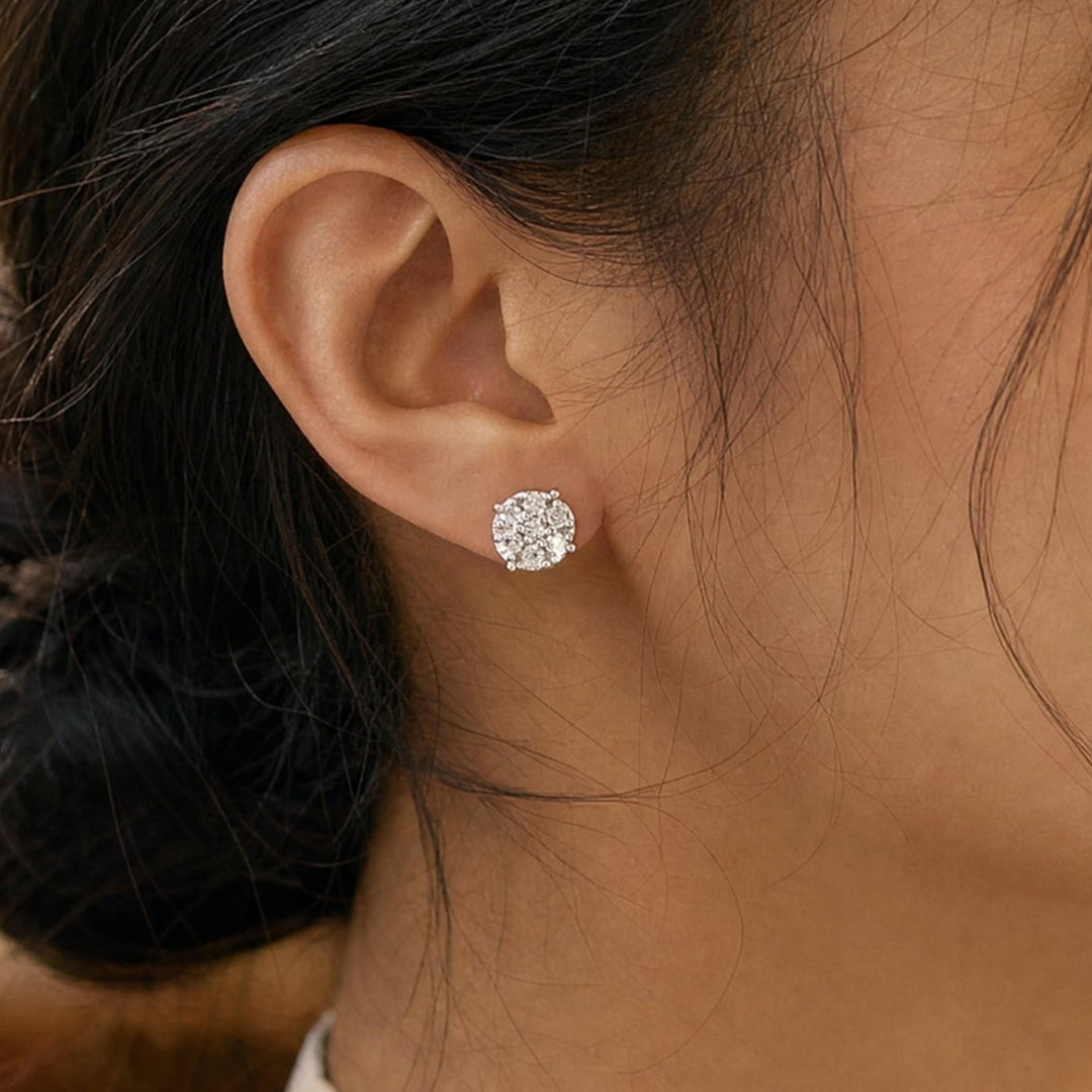14k White Gold and 0.75cttw Diamond Cluster Stud Earrings