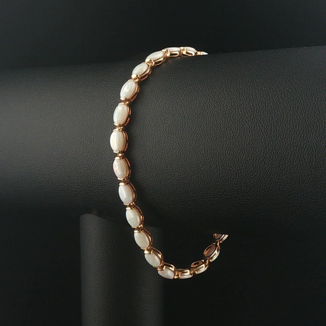 14k Yellow Gold and Opal 7.4g Ladies Vintage Link Bracelet 7.25"