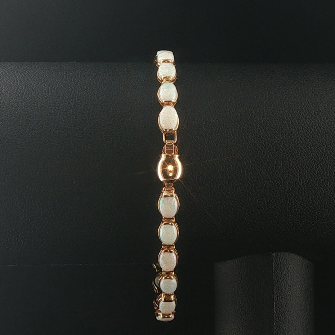 14k Yellow Gold and Opal 7.4g Ladies Vintage Link Bracelet 7.25"