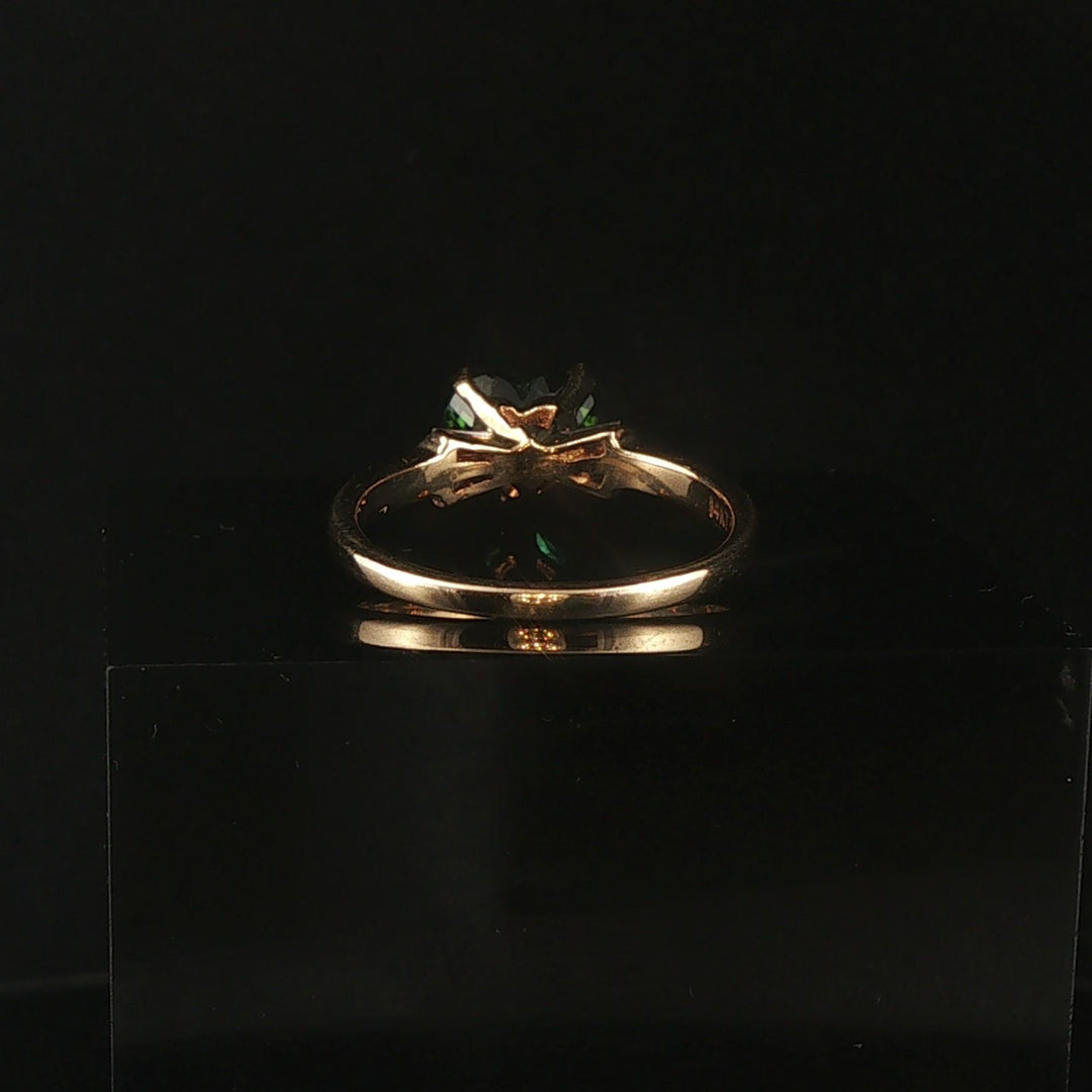 14k Yellow Gold Heart Cut Green Tourmaline and Baguette Diamond Ring Size 6.25