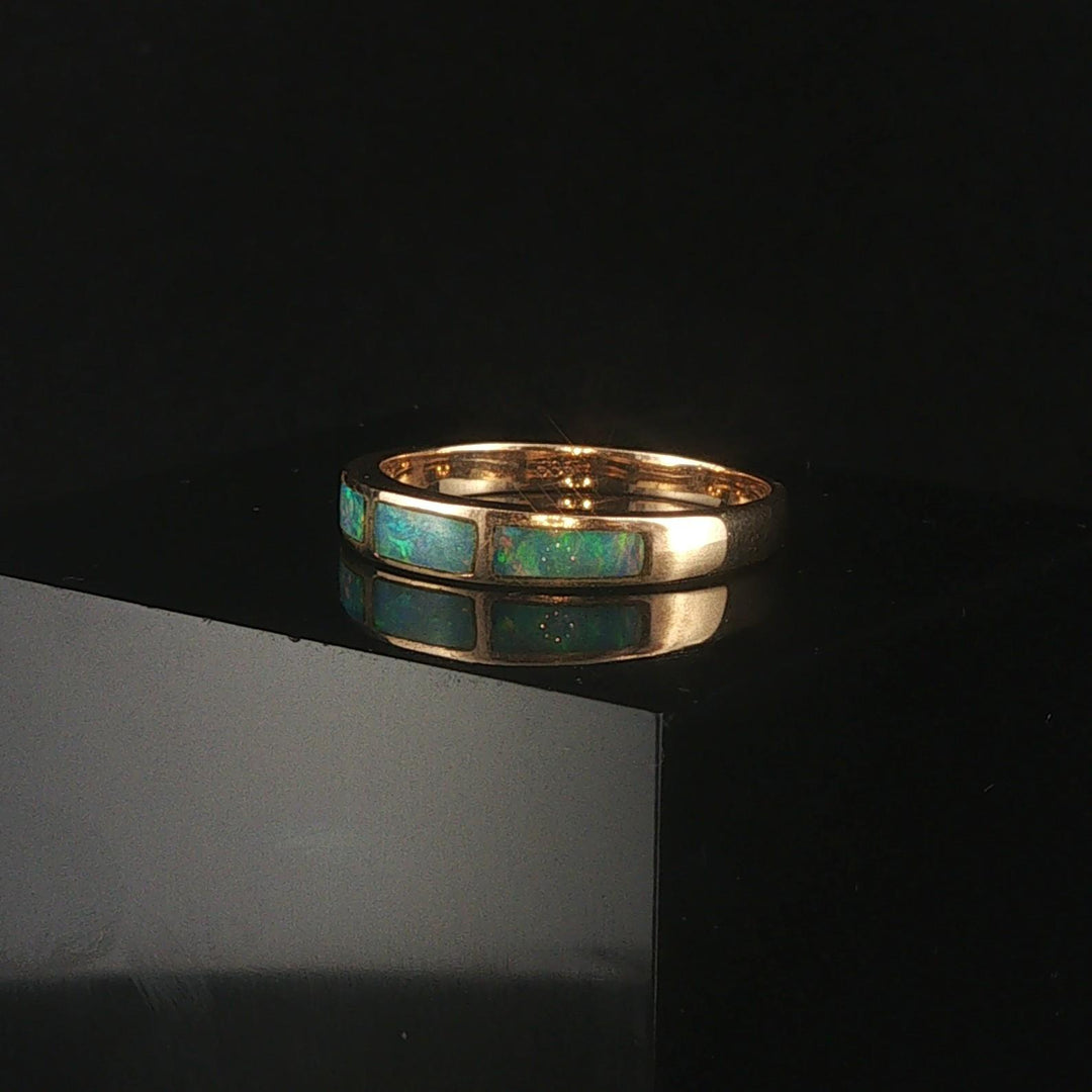 14k Yellow Gold Opal and Diamond Ladies Solid Band Ring Size 5.75