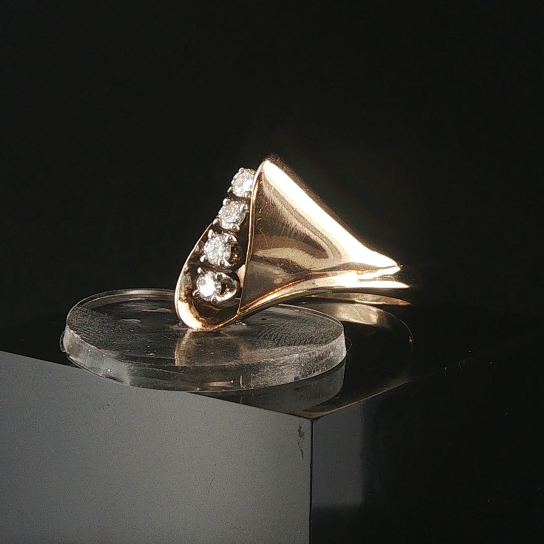 14k Yellow Gold and 0.28cttw Diamond Geometric Retro Ring Size 9.75