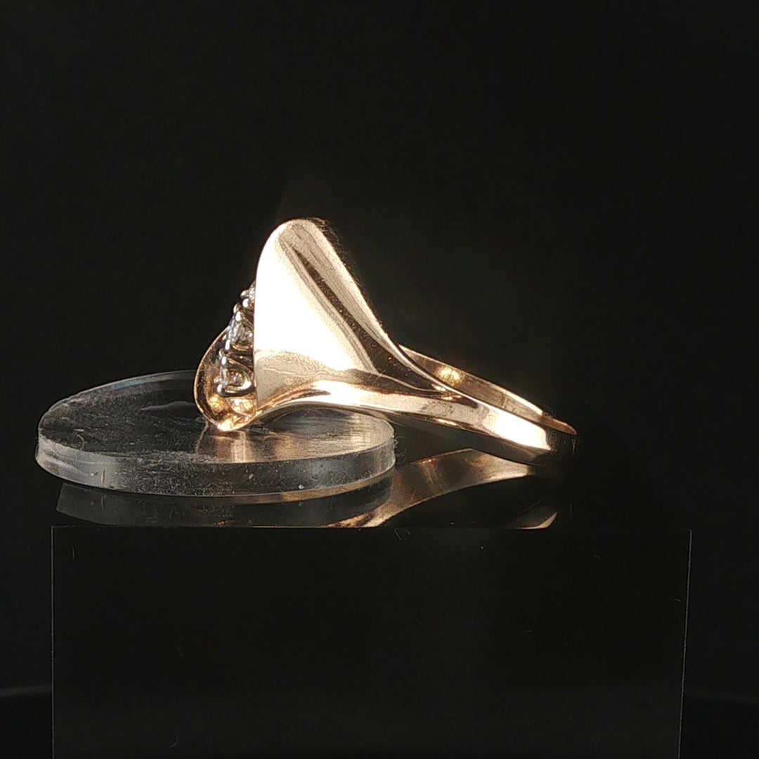 14k Yellow Gold and 0.28cttw Diamond Geometric Retro Ring Size 9.75