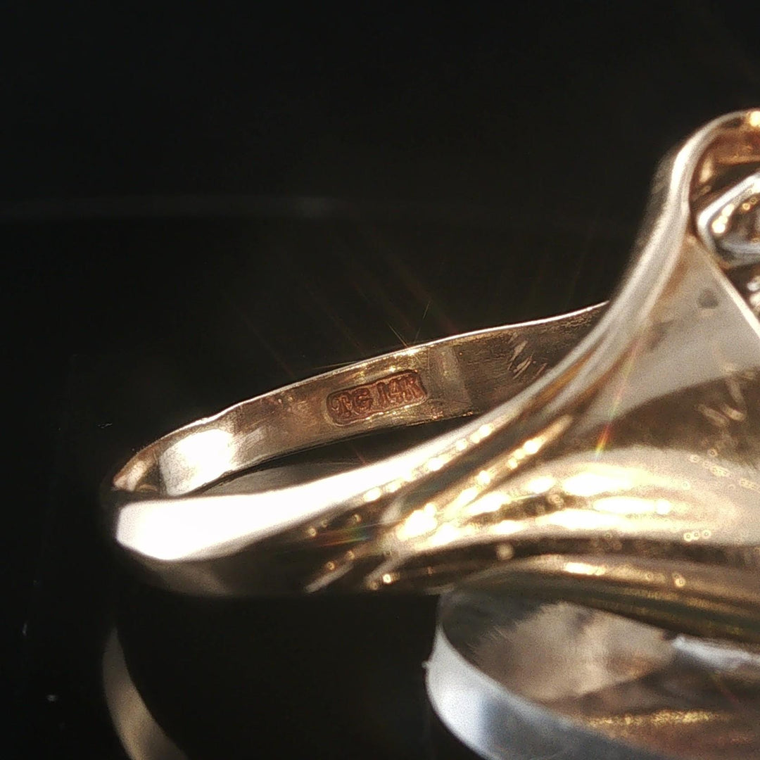 14k Yellow Gold and 0.28cttw Diamond Geometric Retro Ring Size 9.75