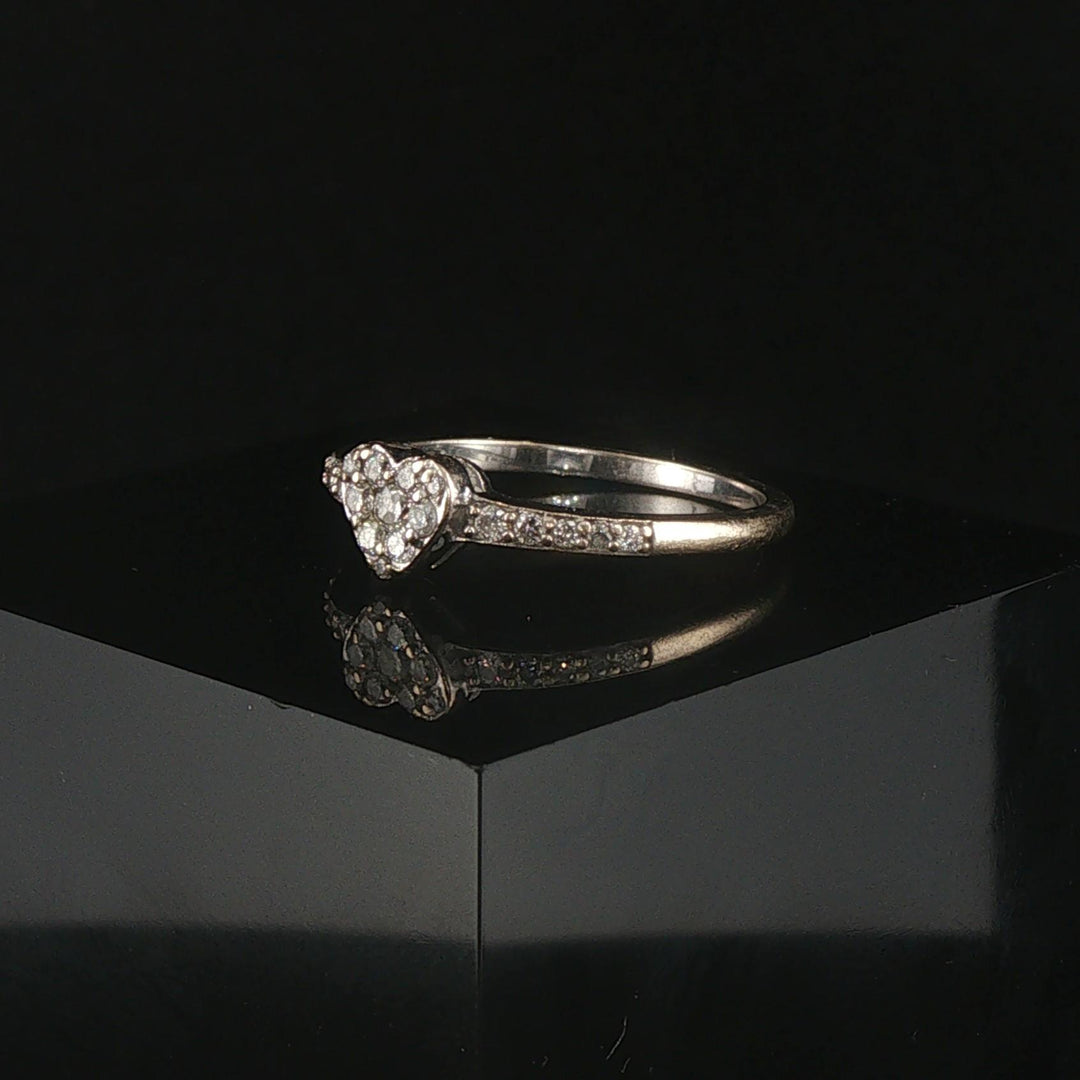 14k White Gold and 0.10cttw Cluster Diamond Heart Ring Size 7