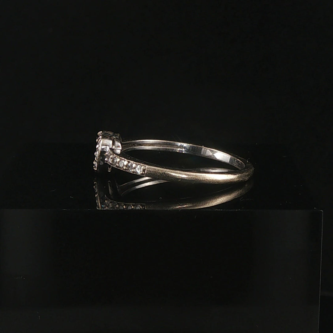 14k White Gold and 0.10cttw Cluster Diamond Heart Ring Size 7