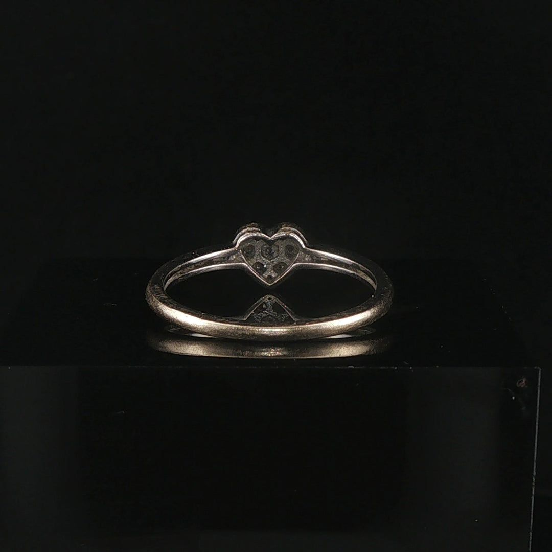 14k White Gold and 0.10cttw Cluster Diamond Heart Ring Size 7