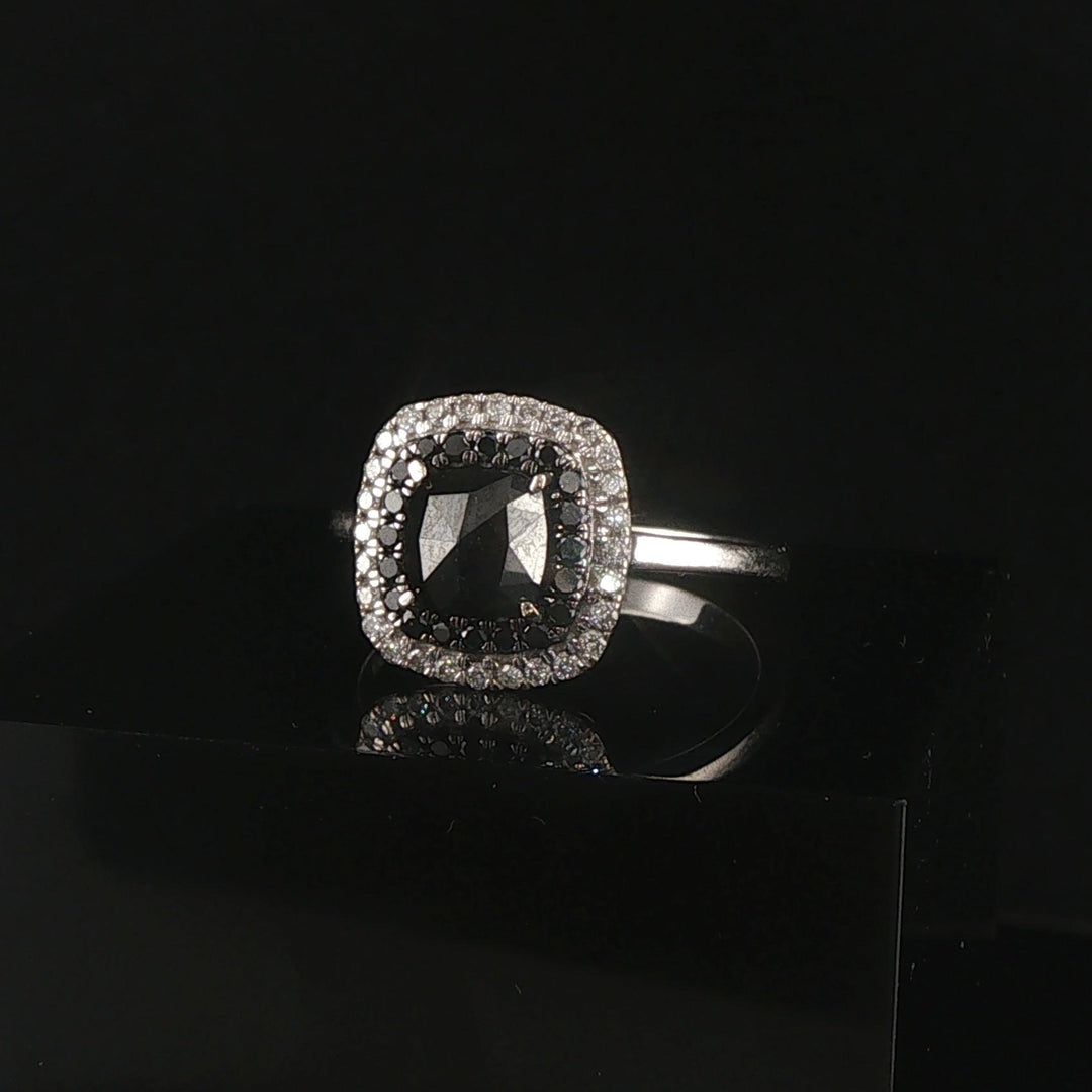 14k White Gold 1.45cttw Black and White Diamond Halo Ring Size 8