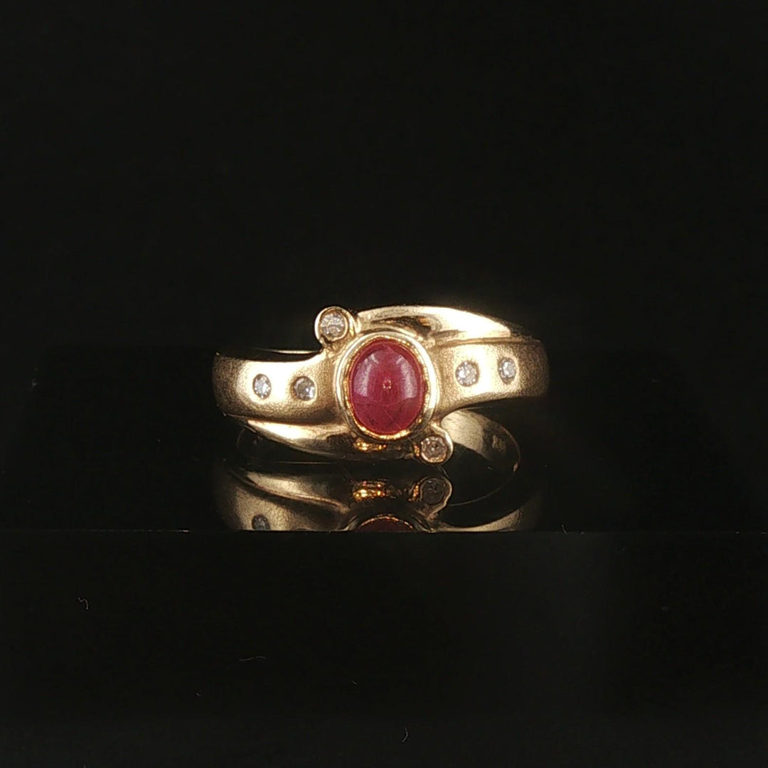 14k Yellow Gold Cabochon Ruby and Diamond Vintage Ring Size 5.25