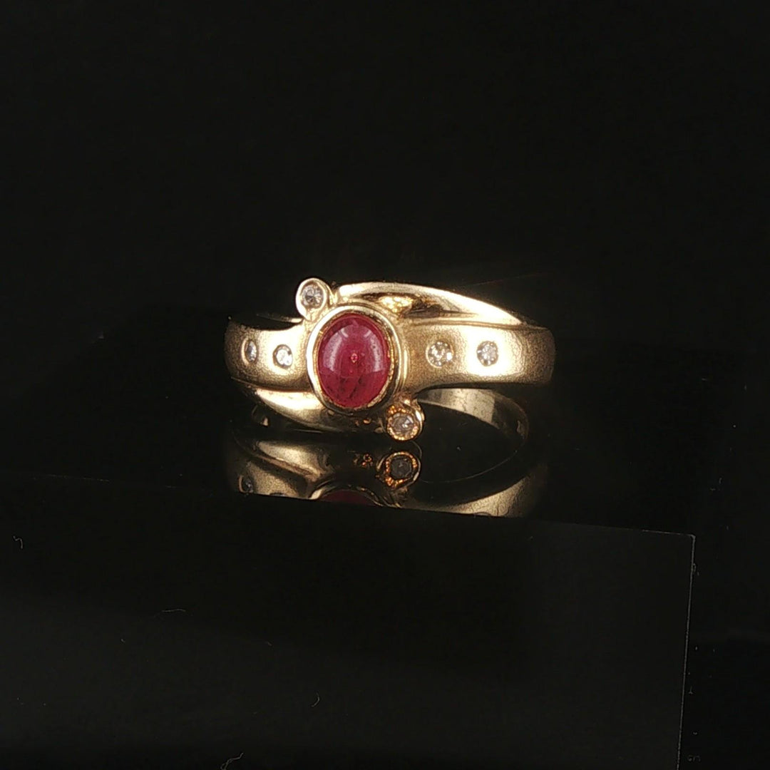 14k Yellow Gold Cabochon Ruby and Diamond Vintage Ring Size 5.25