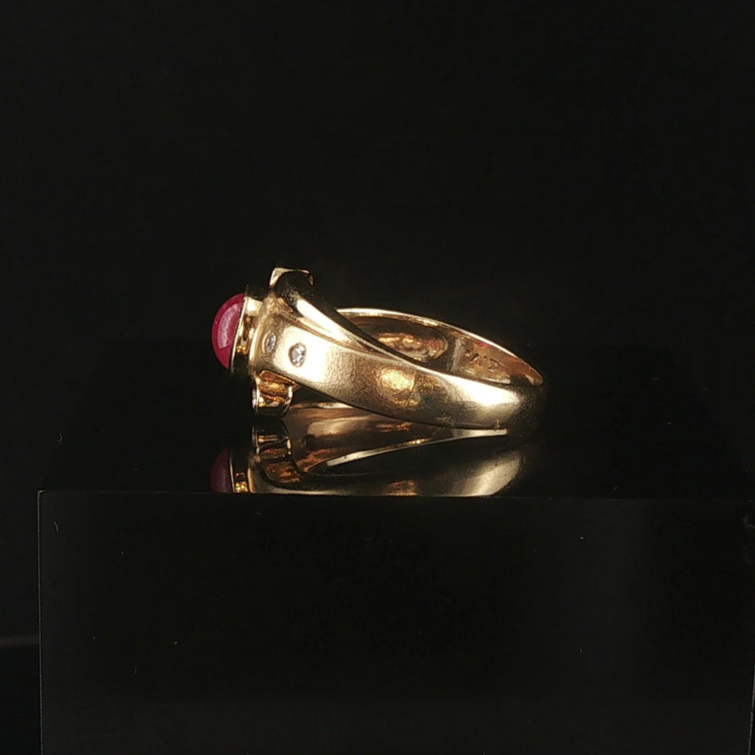 14k Yellow Gold Cabochon Ruby and Diamond Vintage Ring Size 5.25