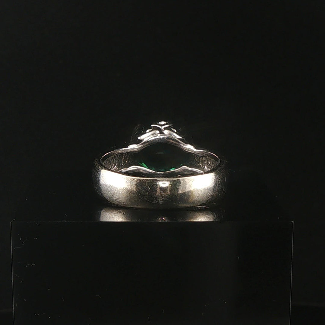 14k White Gold and 2.24ct Oval Cut Green Tourmaline Vintage Ring Size 8.5