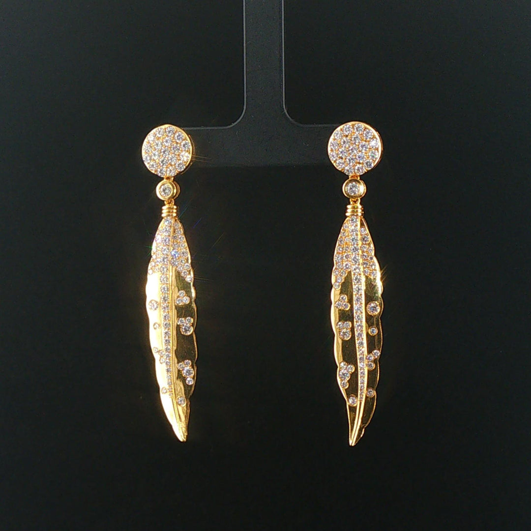 18k Yellow Gold and 1.50cttw VS Diamond Drop Dangle Earrings 2.25"