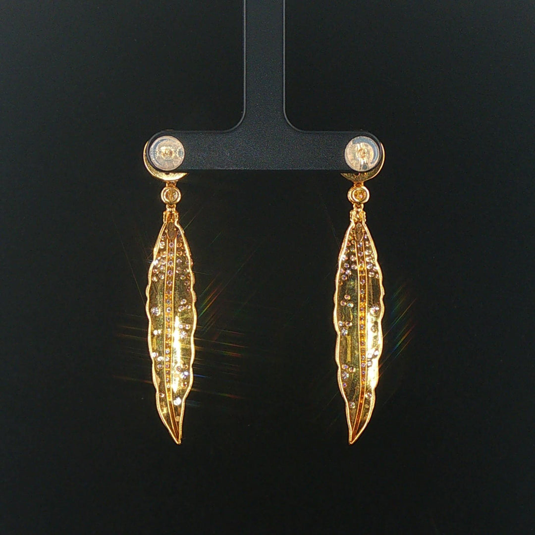 18k Yellow Gold and 1.50cttw VS Diamond Drop Dangle Earrings 2.25"