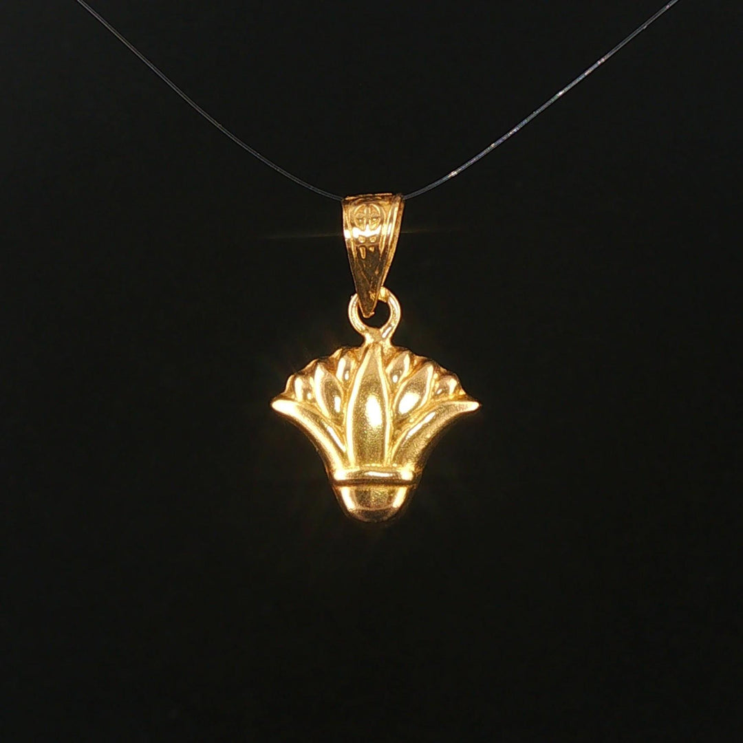 18k Yellow Gold and Turquoise Vintage Lotus Charm Pendant