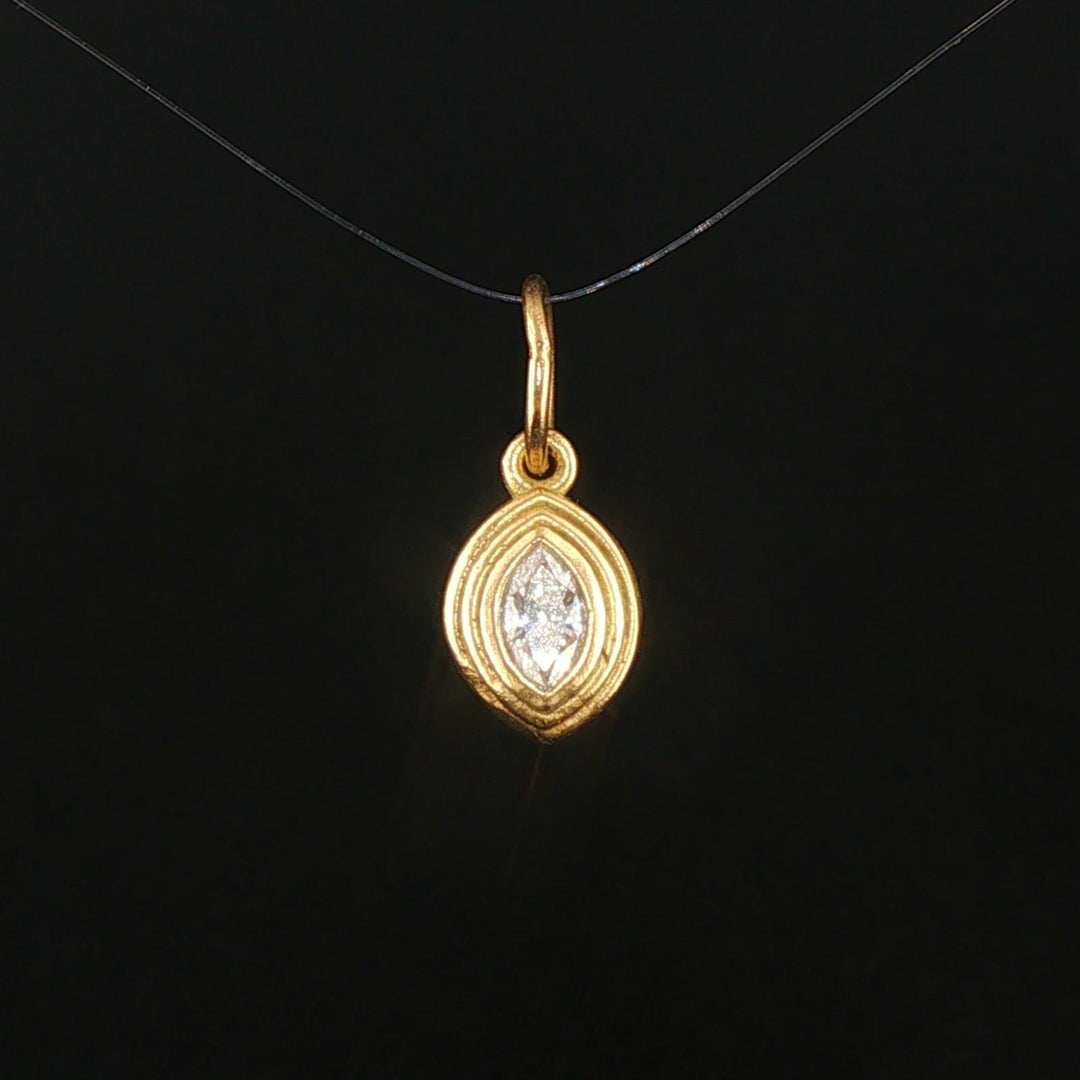 18k Yellow Gold and 0.34ct Marquise Diamond Vintage Charm Pendant