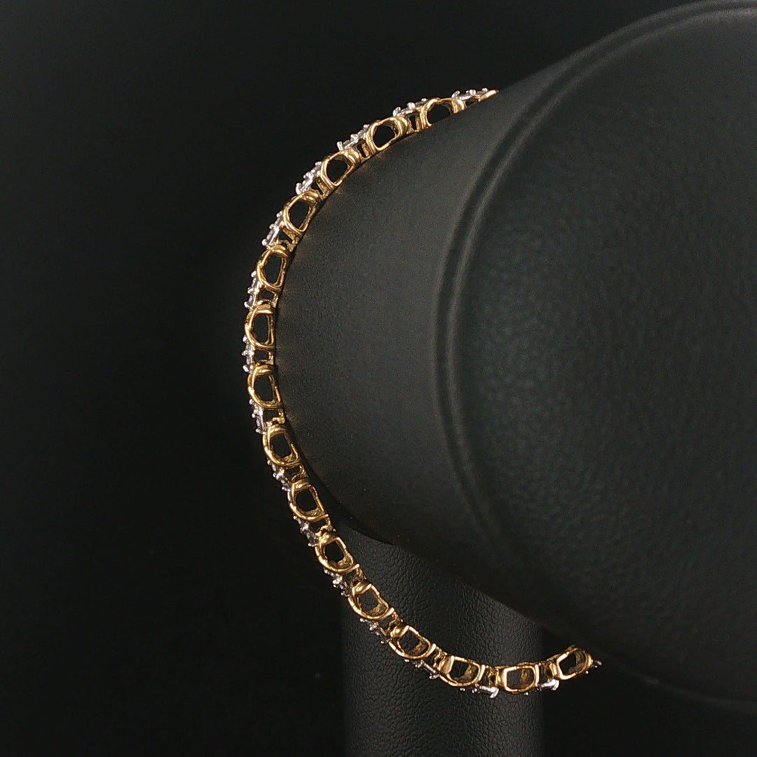 10k Yellow Gold and 0.50cttw Diamond 7.8g Vintage Link Bracelet 7.25"