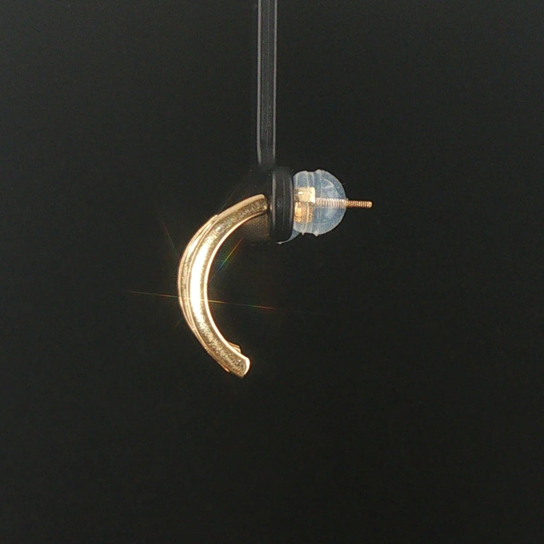 14k Yellow Gold and 0.72cttw Diamonds Half Hoop Earrings 0.75"