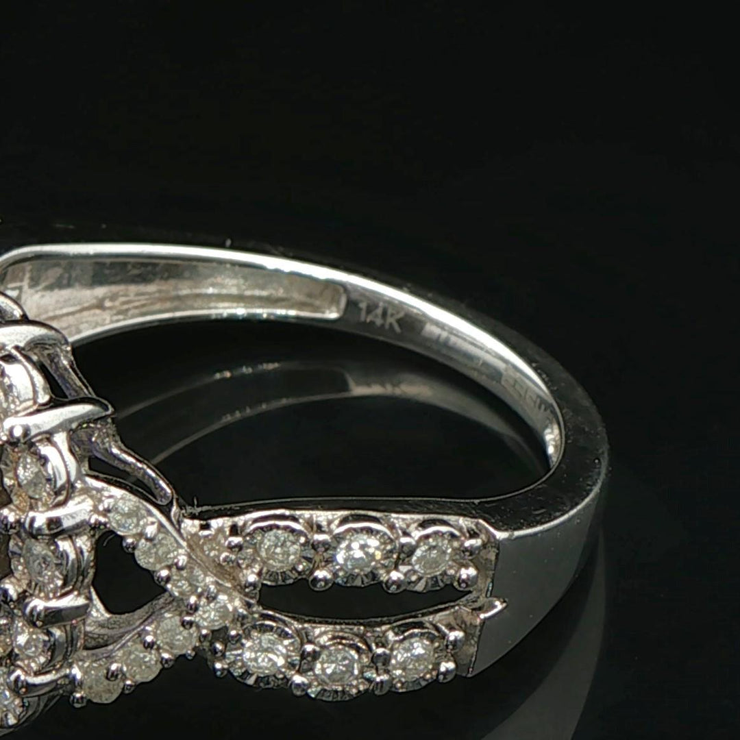 Effy 14k White Gold 1.5ct Tanzanite and 0.75cttw Diamond Halo Ring Size 7