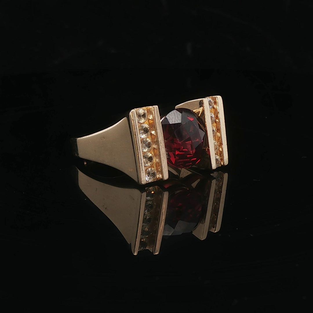 14k Yellow Gold Red Garnet and White Topaz Heavy Solid Ring Size 7.5