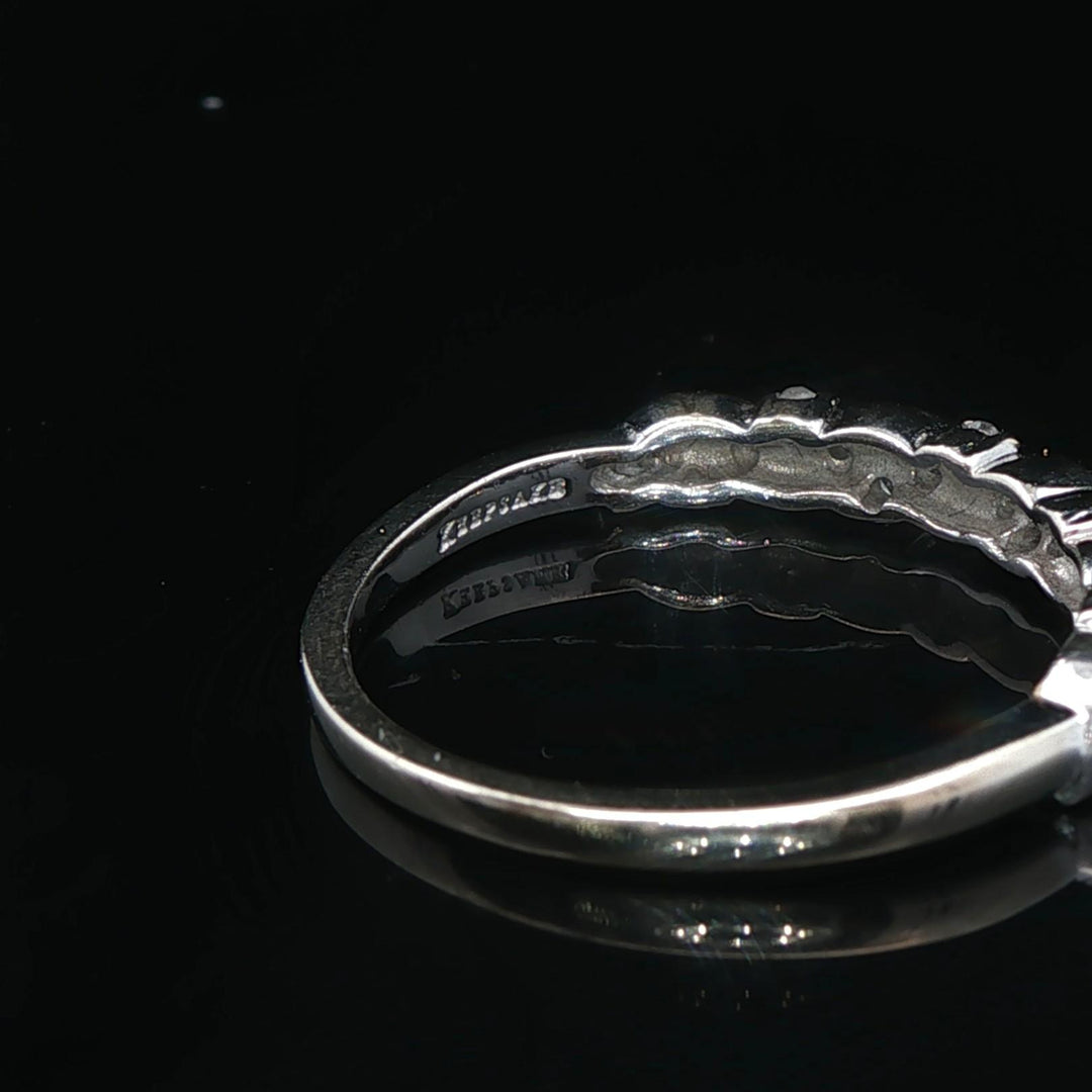 10k White Gold and Diamond Fancy Thin Band Ring Size 6.75