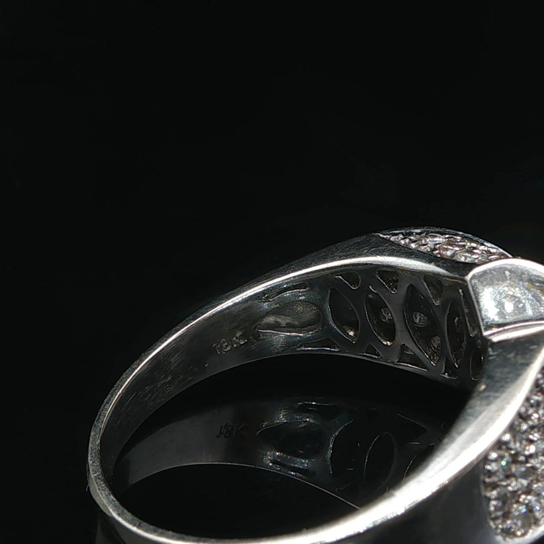 18k White Gold and 1.36cttw Diamond Crossover Ring Size 8.25