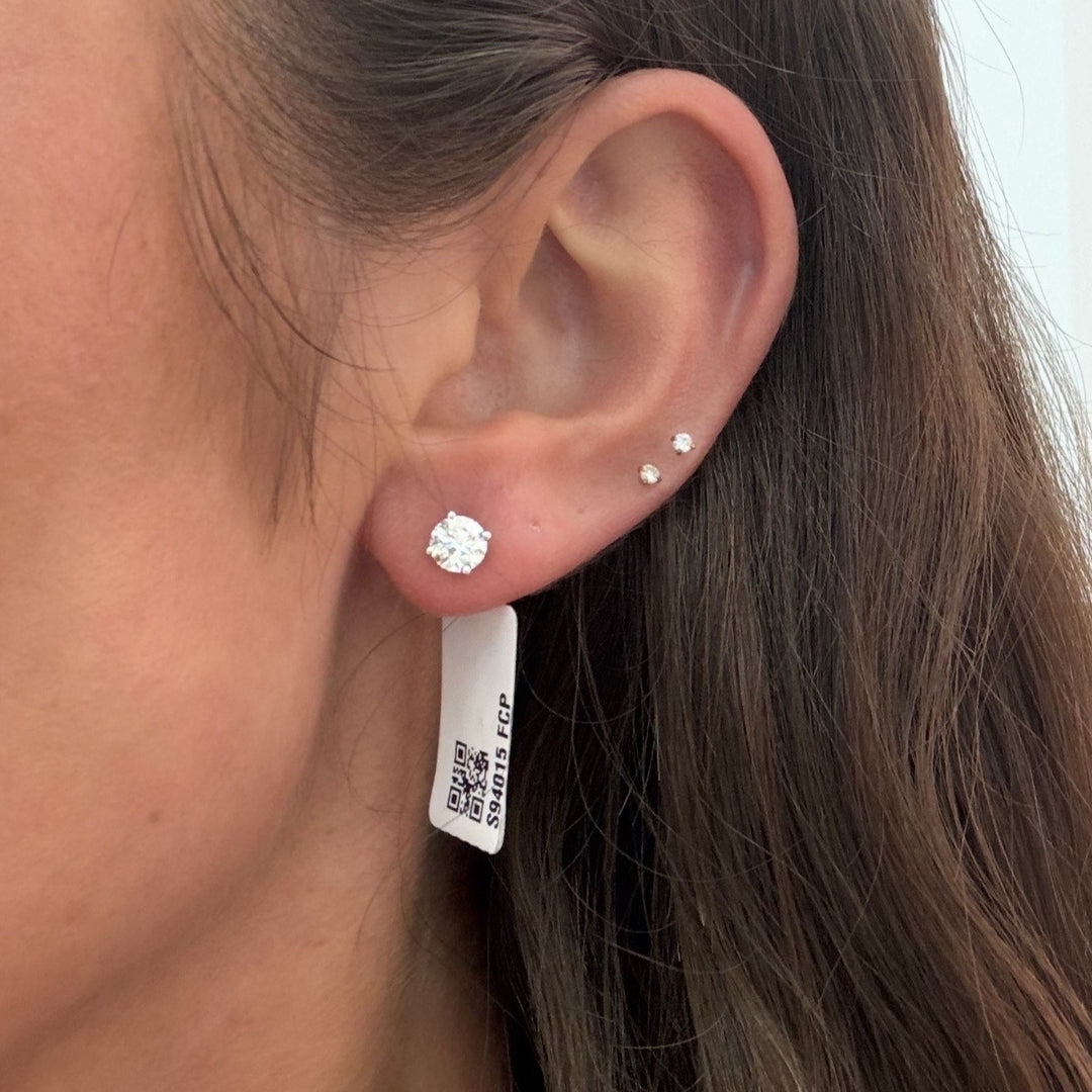 Brand New 1.33cttw Natural Diamond Stud Earrings in 14k White Gold