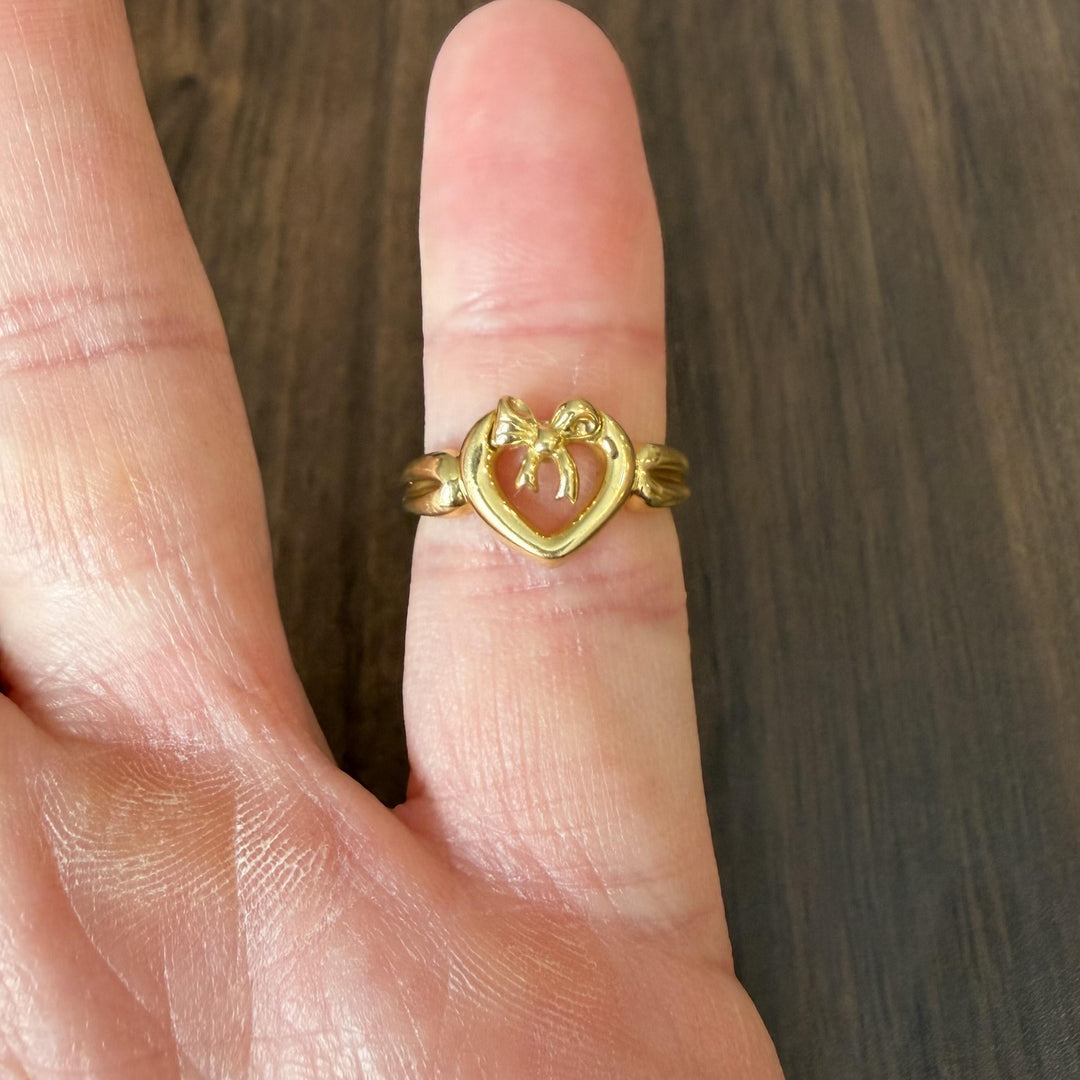 Tiffany & Co. 18k Yellow Gold Open Heart With Bow Ring Size 5.5