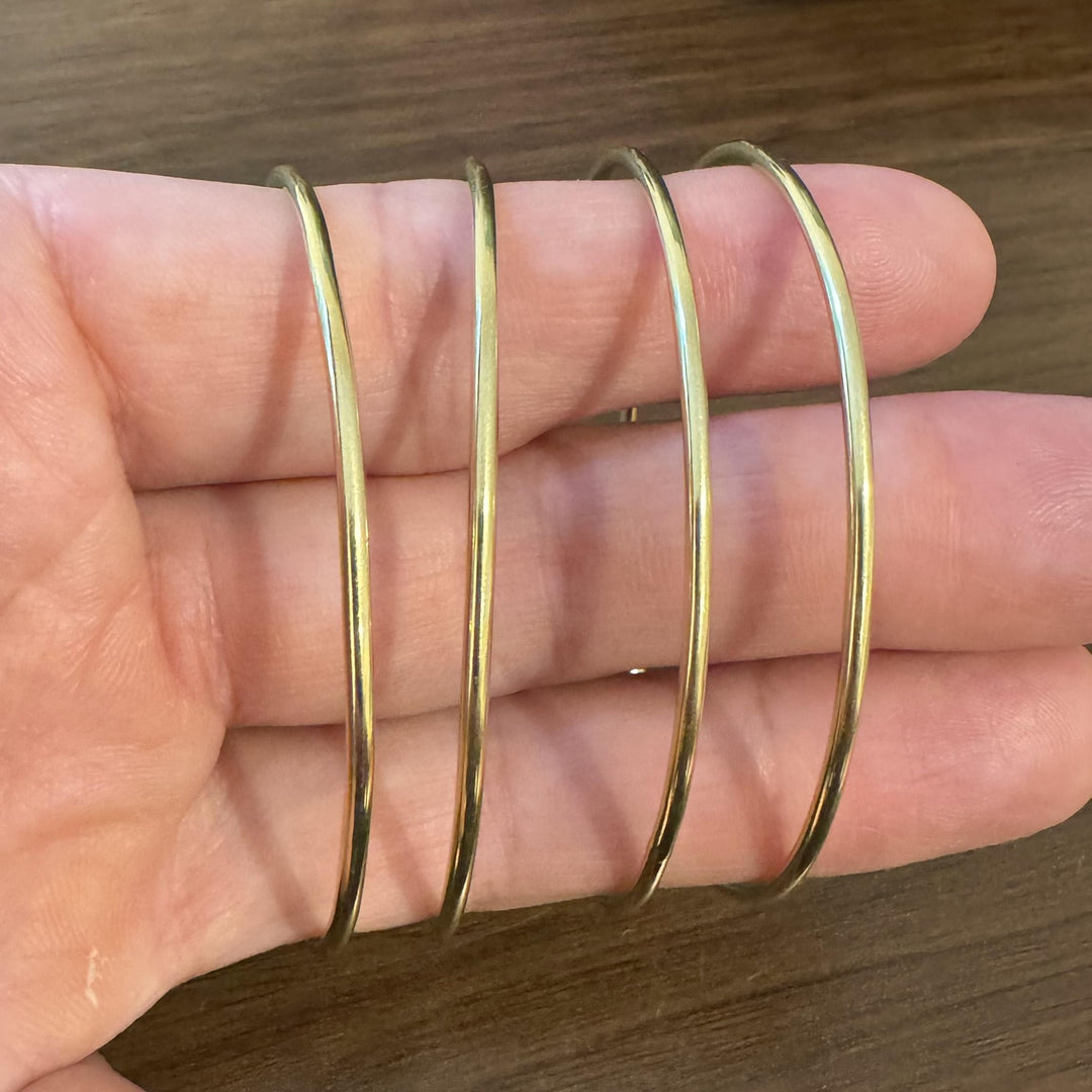 Set of Four 18k Yellow Gold Solid Round Slip On Bangle Bracelets 8"