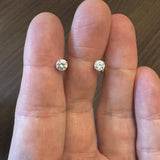 14k White Gold and 0.90cttw Diamond Stud Earrings