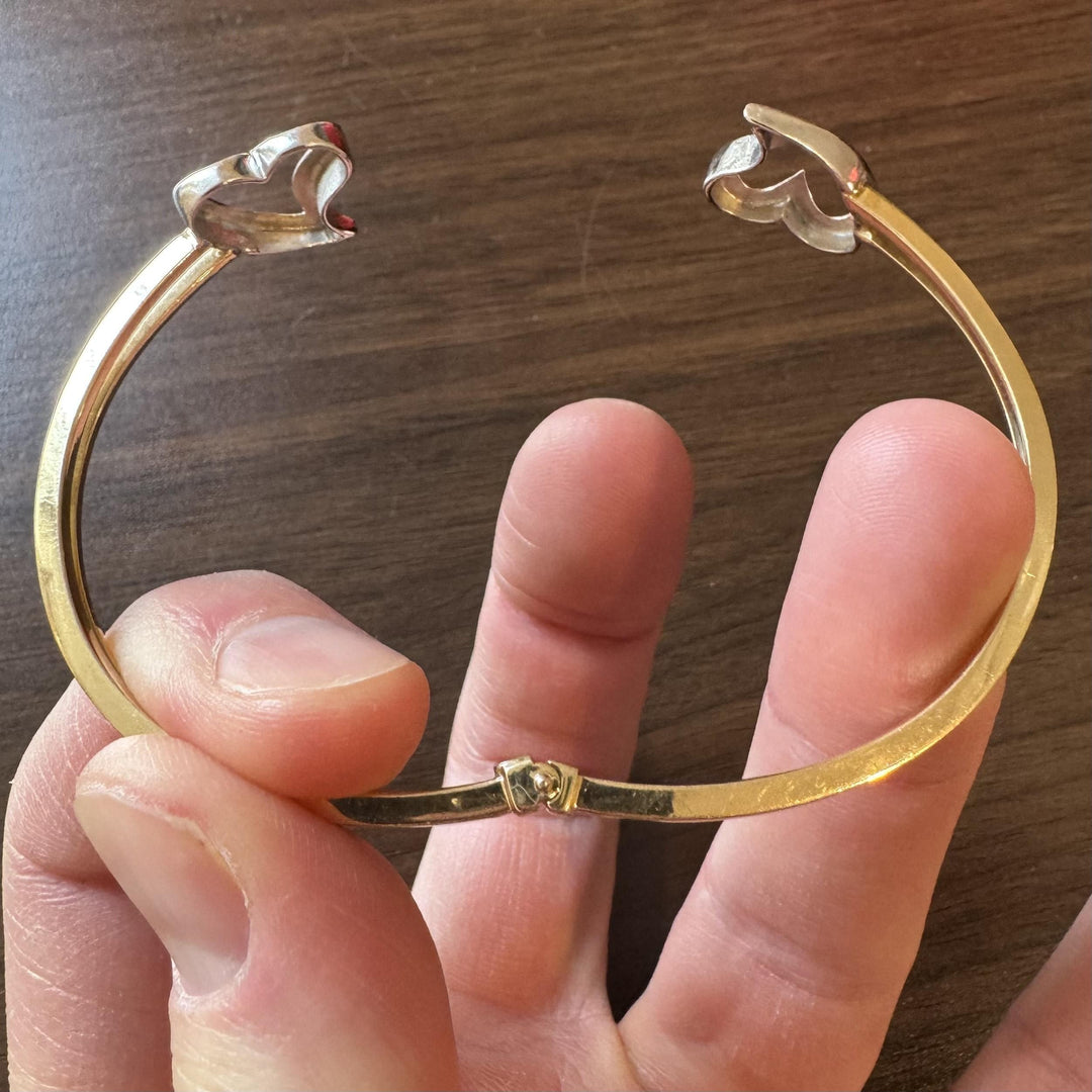 14k Yellow and White Gold 10.5g Hinged Connected Hearts Bangle Bracelet 7"