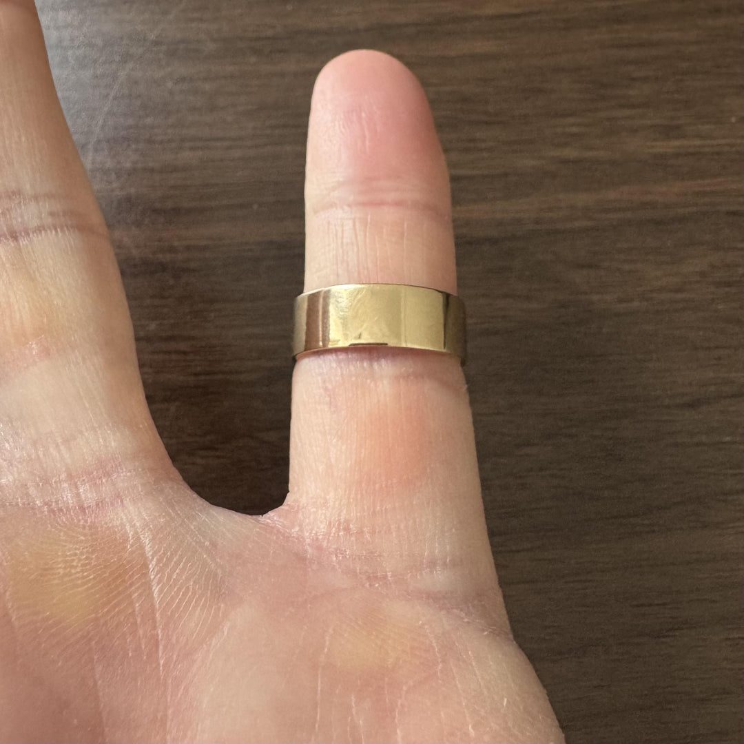 18k Yellow Gold 5.4g Solid Flat Edge 6.5mm Band Ring Size 6
