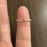 18k Yellow Gold and 0.25cttw Diamond Crossover Band Ring Size 4.25