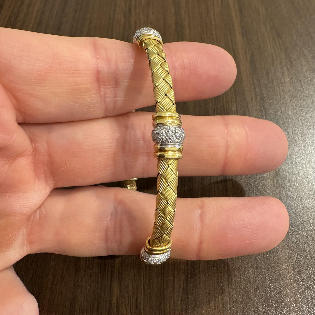 Roberto Coin 18k Yellow Gold and Diamond Woven Bangle Bracelet Italy 6.75"