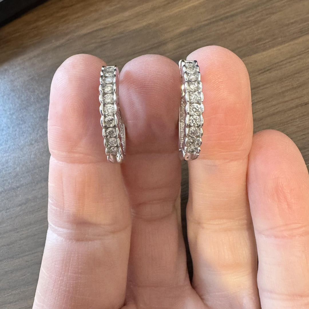 14k White Gold and 1cttw Diamond Hoop Earrings 1"