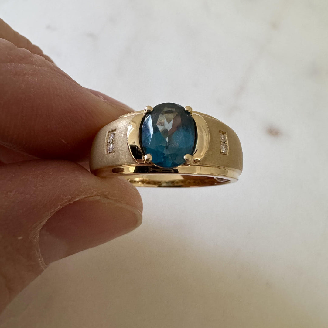 Cirari 14k Yellow Gold Blue Topaz and Diamond Men's Ring Size 11