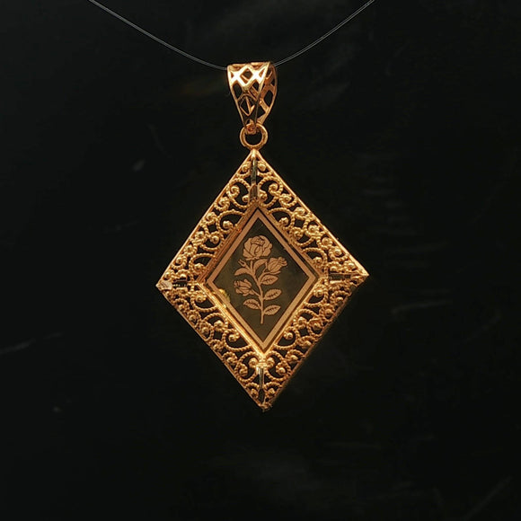 21k Yellow Gold 1.5g Light Filigree Floral Pendant 1.25