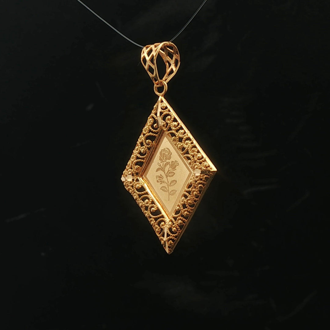 21k Yellow Gold 1.5g Light Filigree Floral Pendant 1.25"